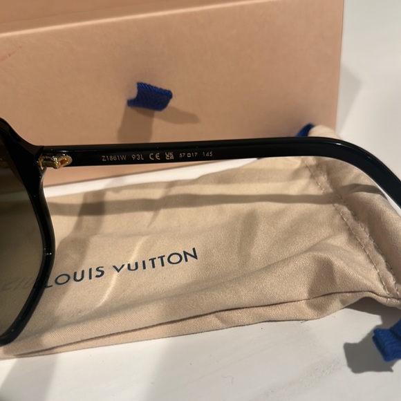 MY MONOGRAM LIGHT SQUARE SUNGLASSES - Picture 2 of 8